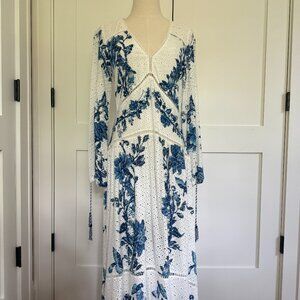 NWT!! FARM Rio Arara White and Blue Floral Eyelet Maxi Dress